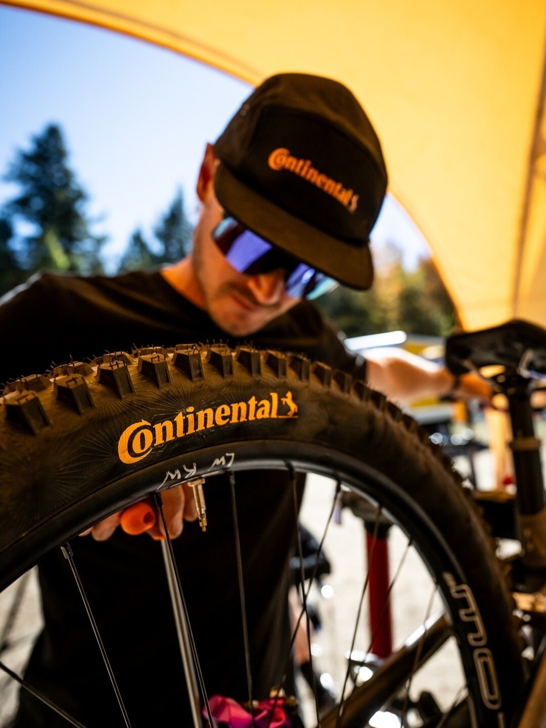 Vong-Xanh-nha-pha-phoi-chinh-thuc-Continental-tai-viet-nam-05