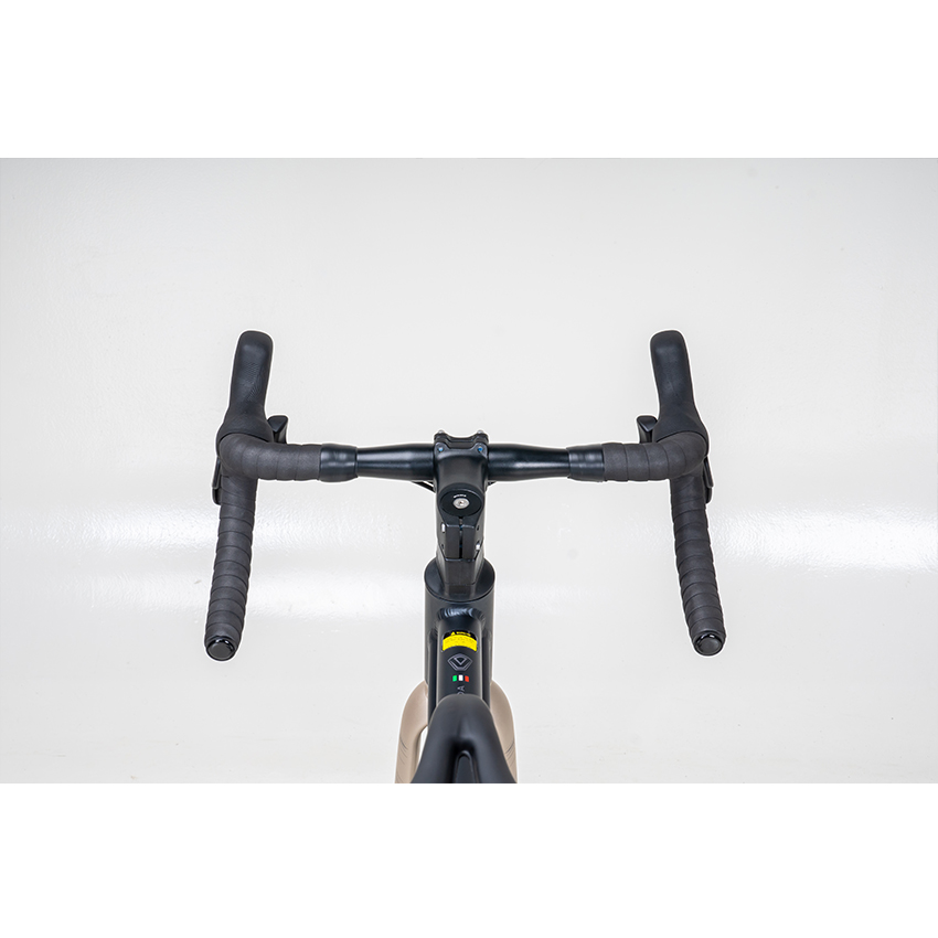 https://api.xedap.vn/products/JAVA/rapida-black-3.jpg