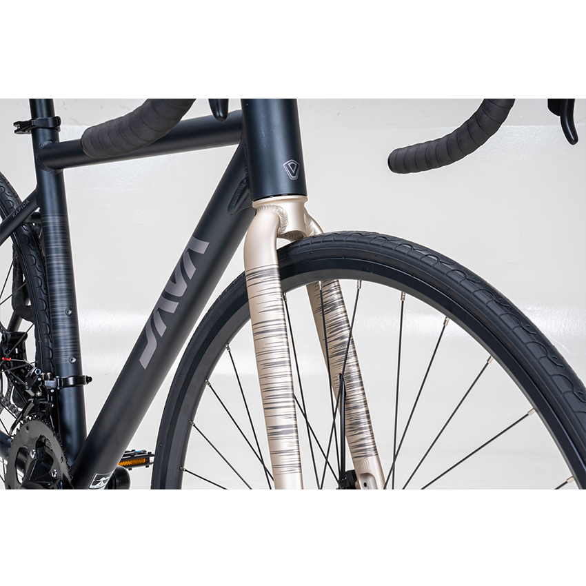 https://api.xedap.vn/products/JAVA/rapida-black-5.jpg