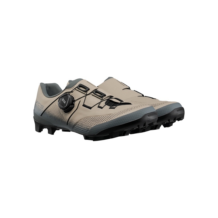 https://api.xedap.vn/products/SHIMANO/xc-503-w-sandbeige-1.jpeg
